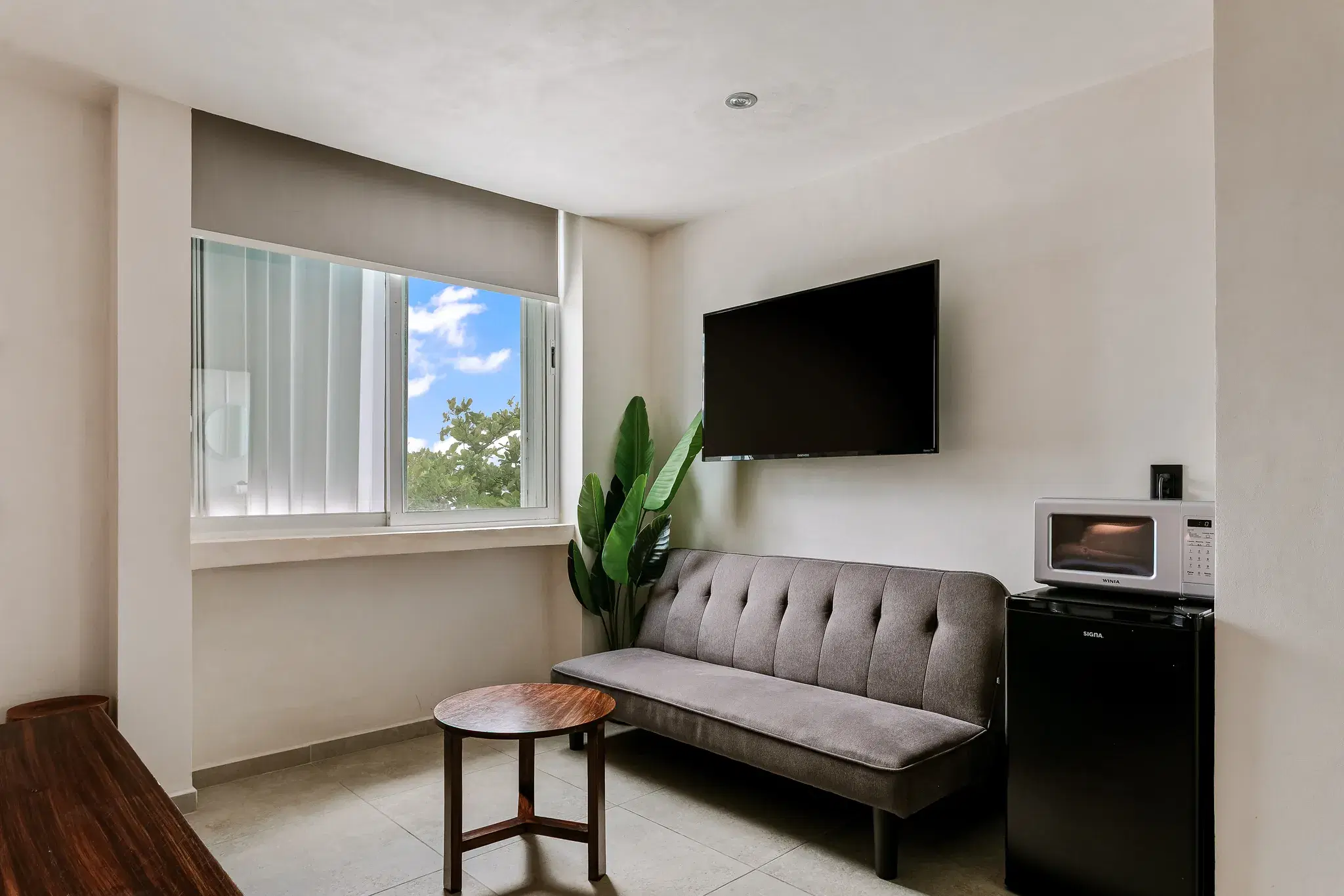 Boutique Resort Studio: Private Beach, Pools & Spa 2